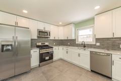 10 Cardinal Ln - Photo 1 of 1