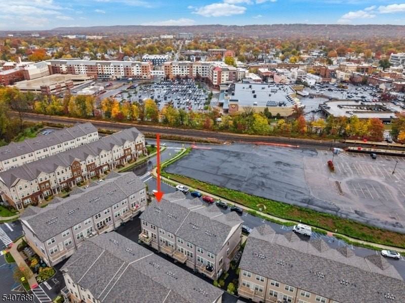 105 Robeson St - Photo 7 of 48