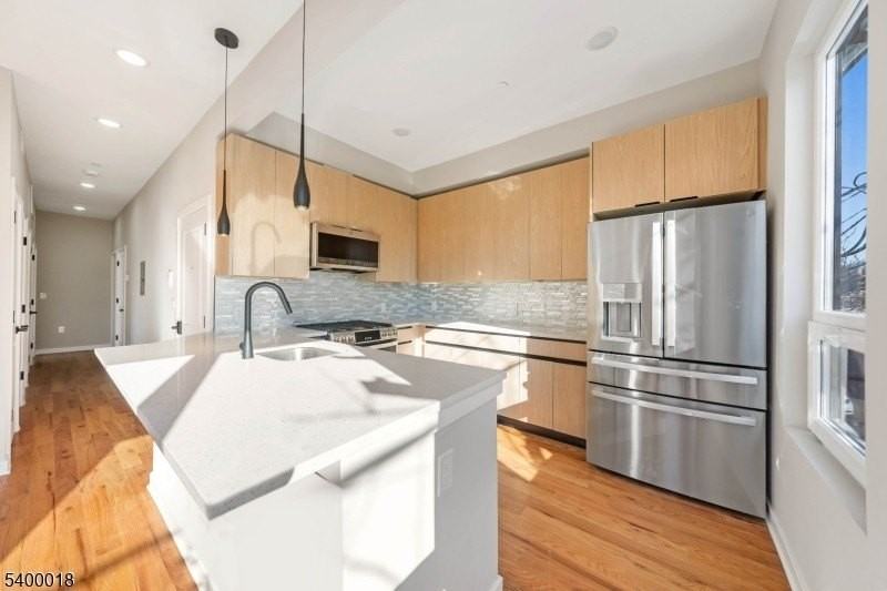 108 Fleming Ave #4 - Photo 3 of 22