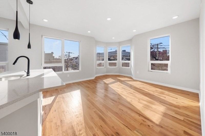 108 Fleming Ave #4 - Photo 5 of 22