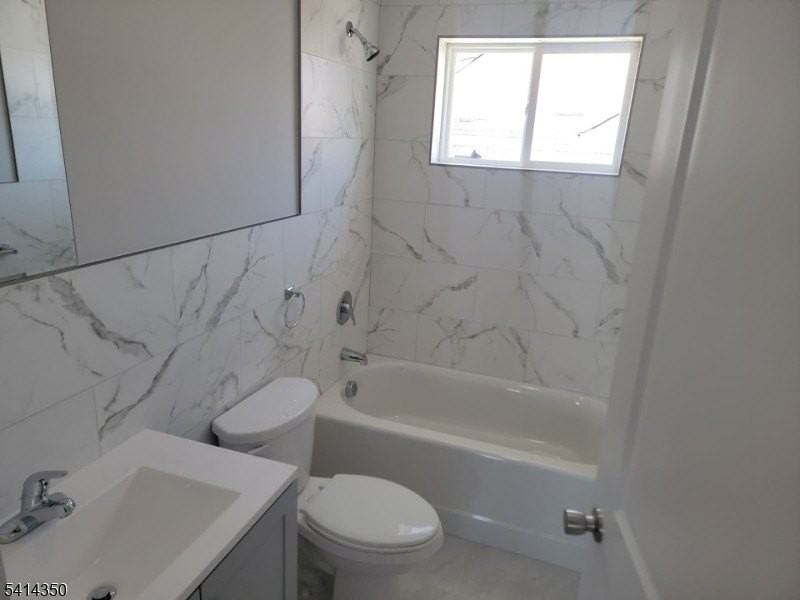 118 Shephard Ave - Photo 7 of 15