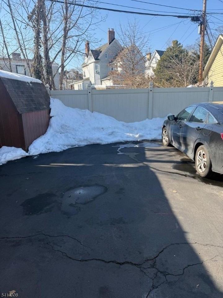 290 Claremont Ave - Photo 6 of 7