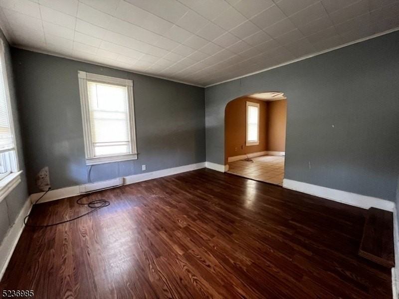 68 Clove Ave - Photo 5 of 12