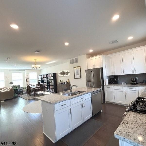 14 Gerhard Pl - Photo 4 of 15