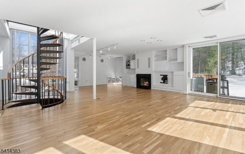 2 Old Mill Rd - Photo 2 of 24