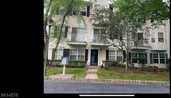 featured image of 2088 Edward Ct