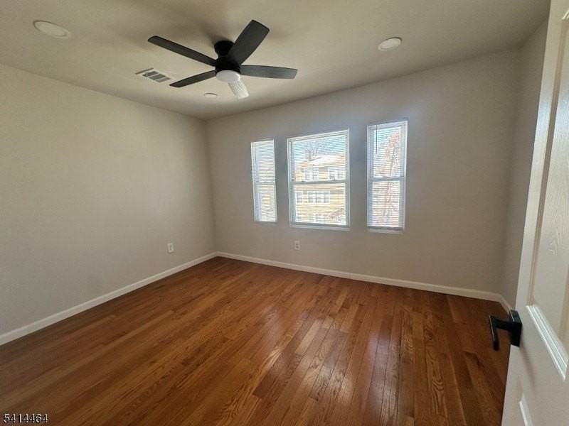 134 Isabella Ave #1 - Photo 4 of 7