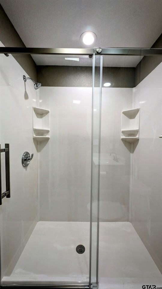 175 Abbey Ln - Photo 7 of 12