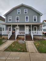 featured image of 98 W Walnut St