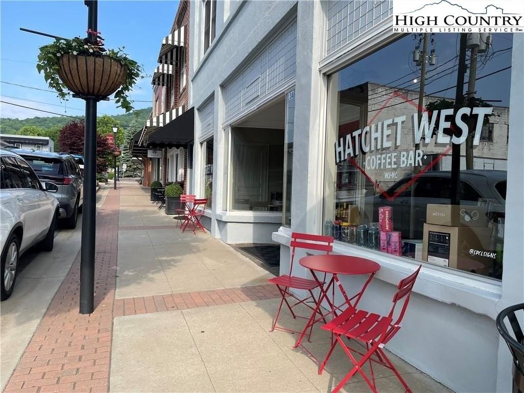 15 E 2nd St - Photo 4 of 15