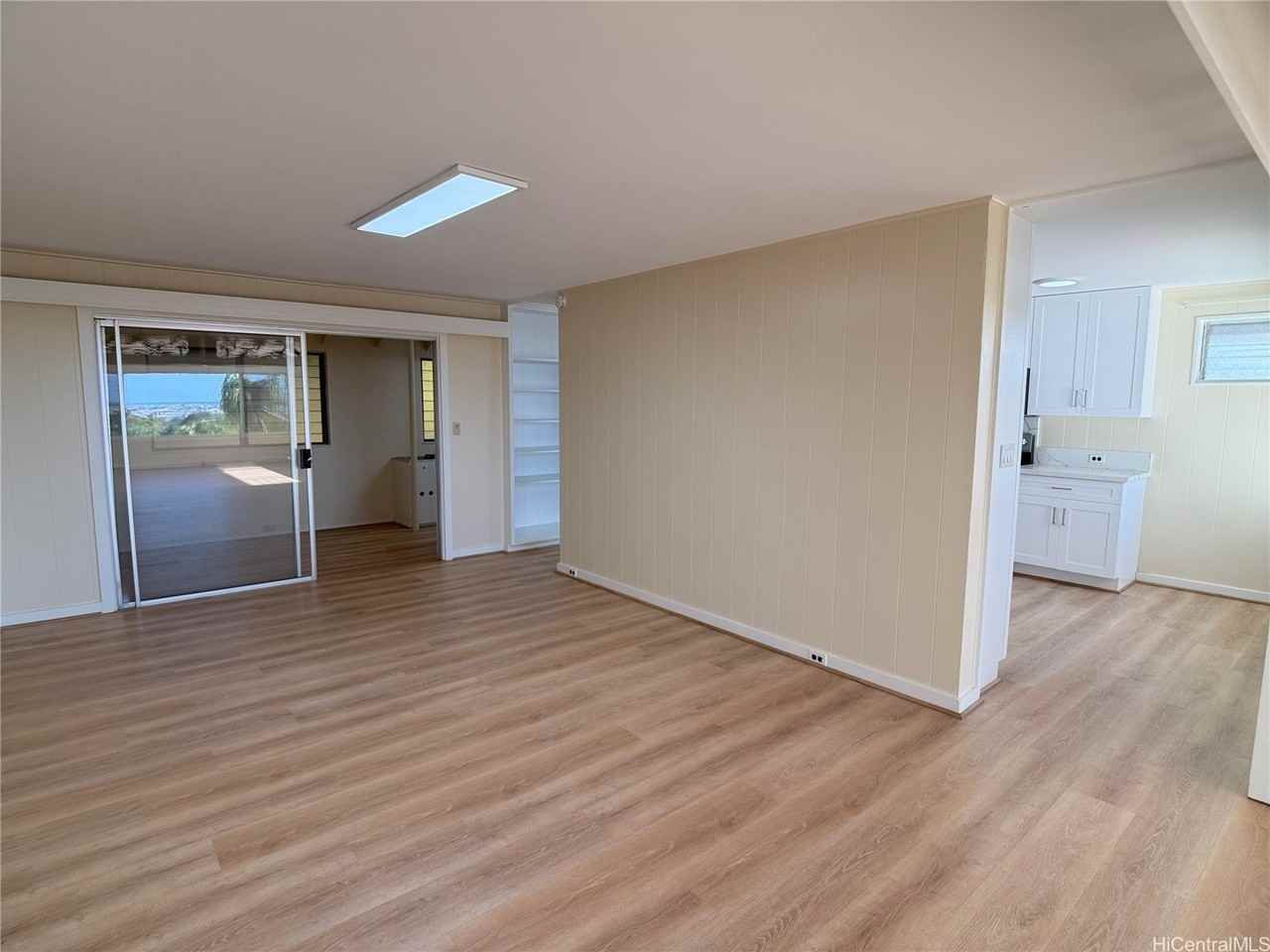 2036 Mahaoo Pl - Photo 5 of 19