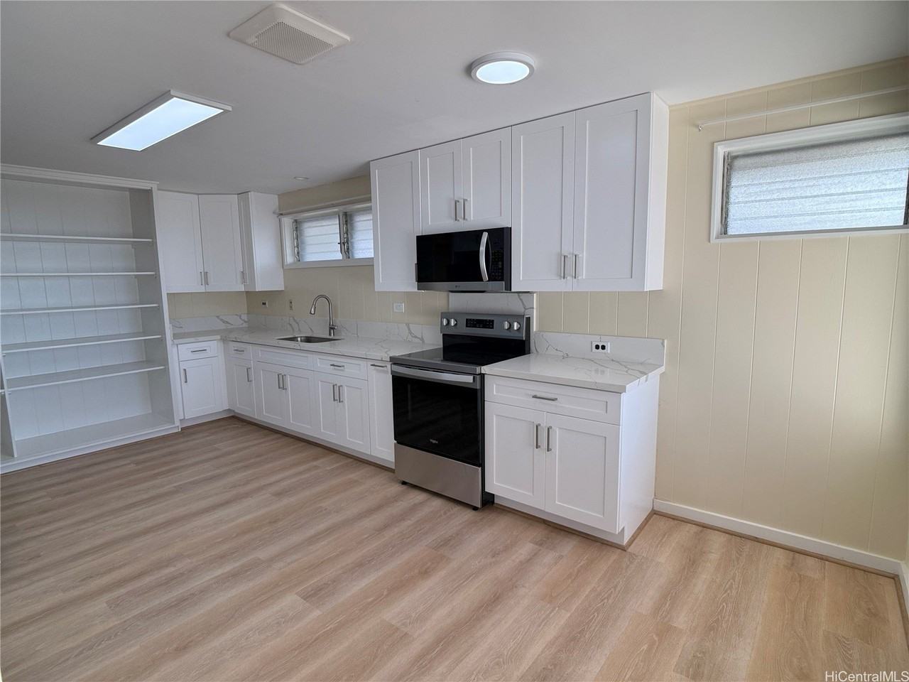 2036 Mahaoo Pl - Photo 6 of 19