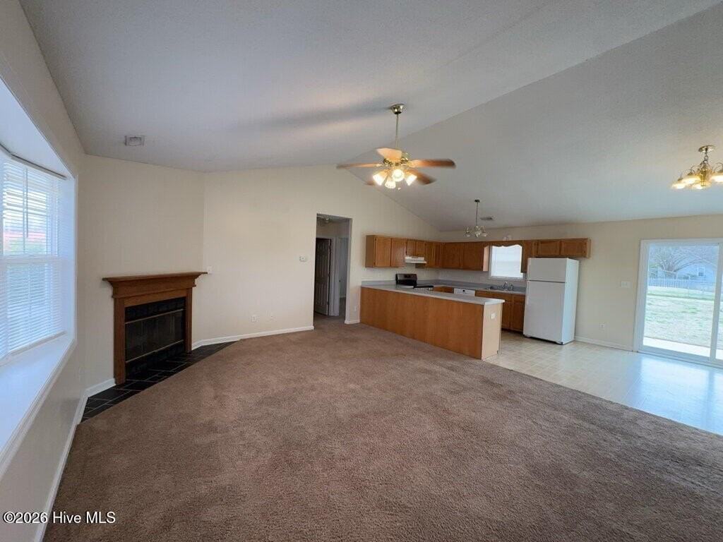 708 Covington Ct - Photo 2 of 18