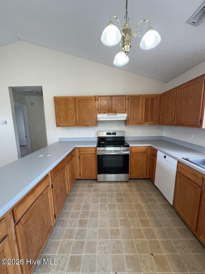 708 Covington Ct - Photo 7 of 18