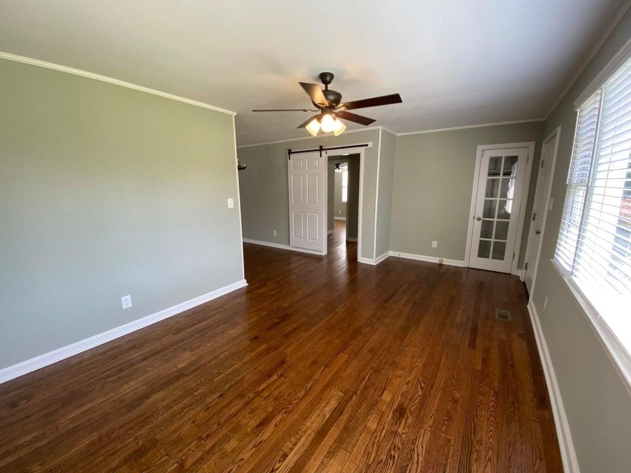 3501 Rainbow St - Photo 5 of 24