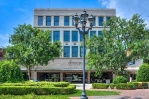 featured image of 936 Broad St Unit 304