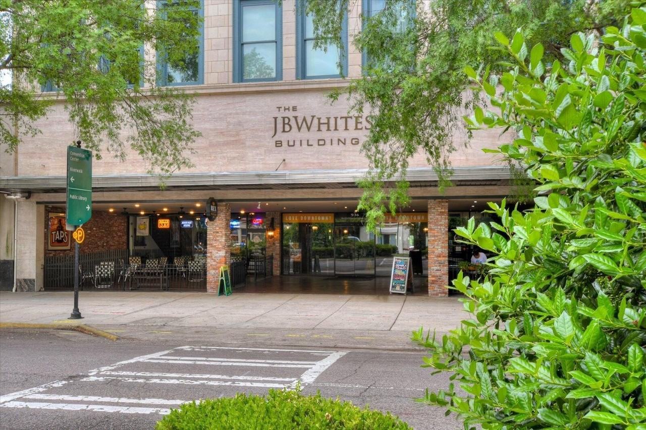 936 Broad St Unit 304 - Photo 2 of 44