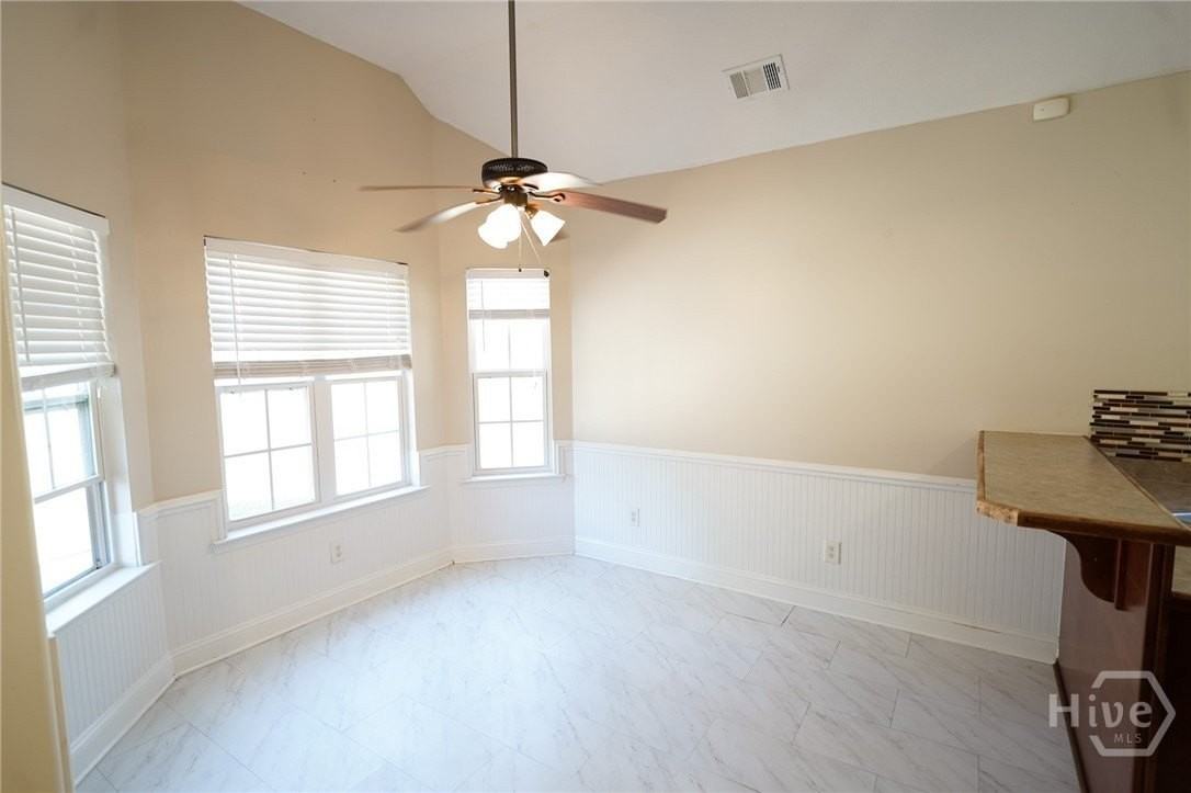 877 Laurel Hill Cir - Photo 6 of 43