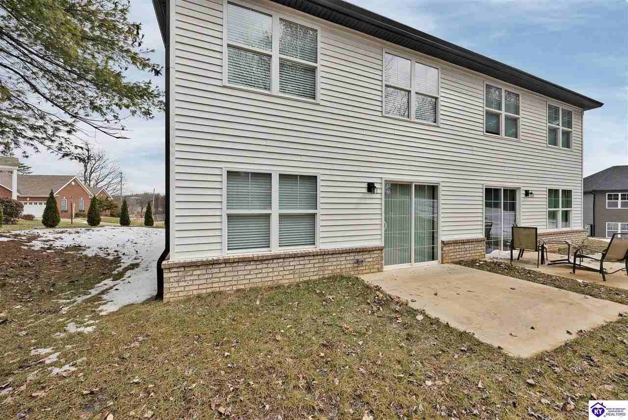 204 Hunter Ln Apt B - Photo 3 of 24