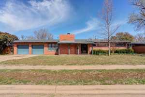 featured image of 3410 40th St