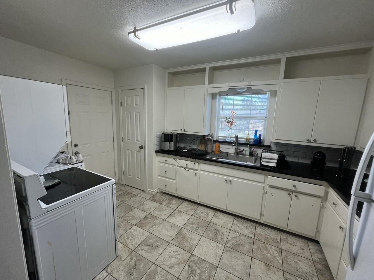 3116 33rd St - Photo 7 of 7