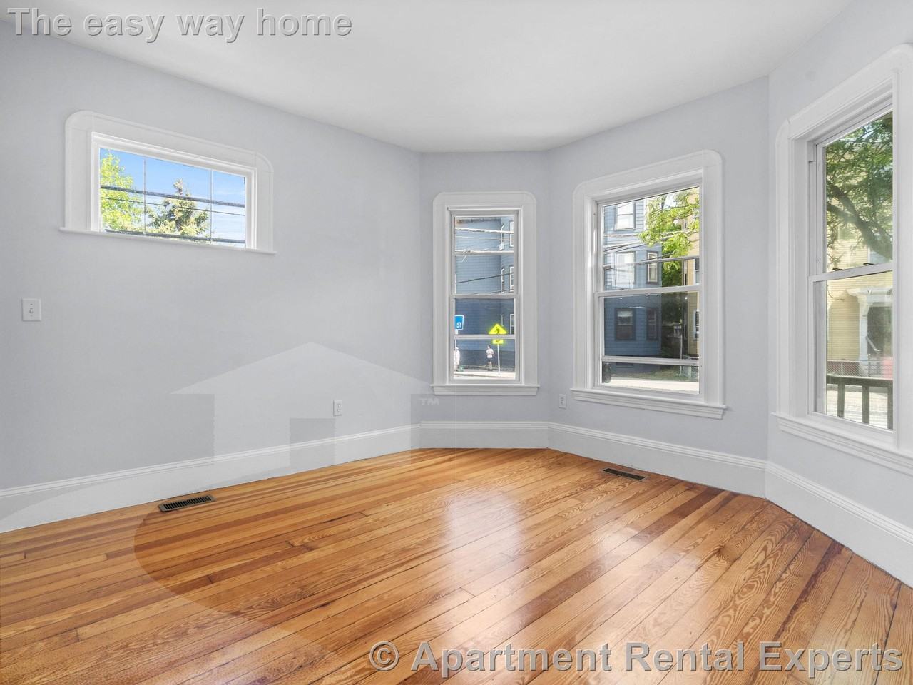 98 Elm St #1 - Photo 5 of 19