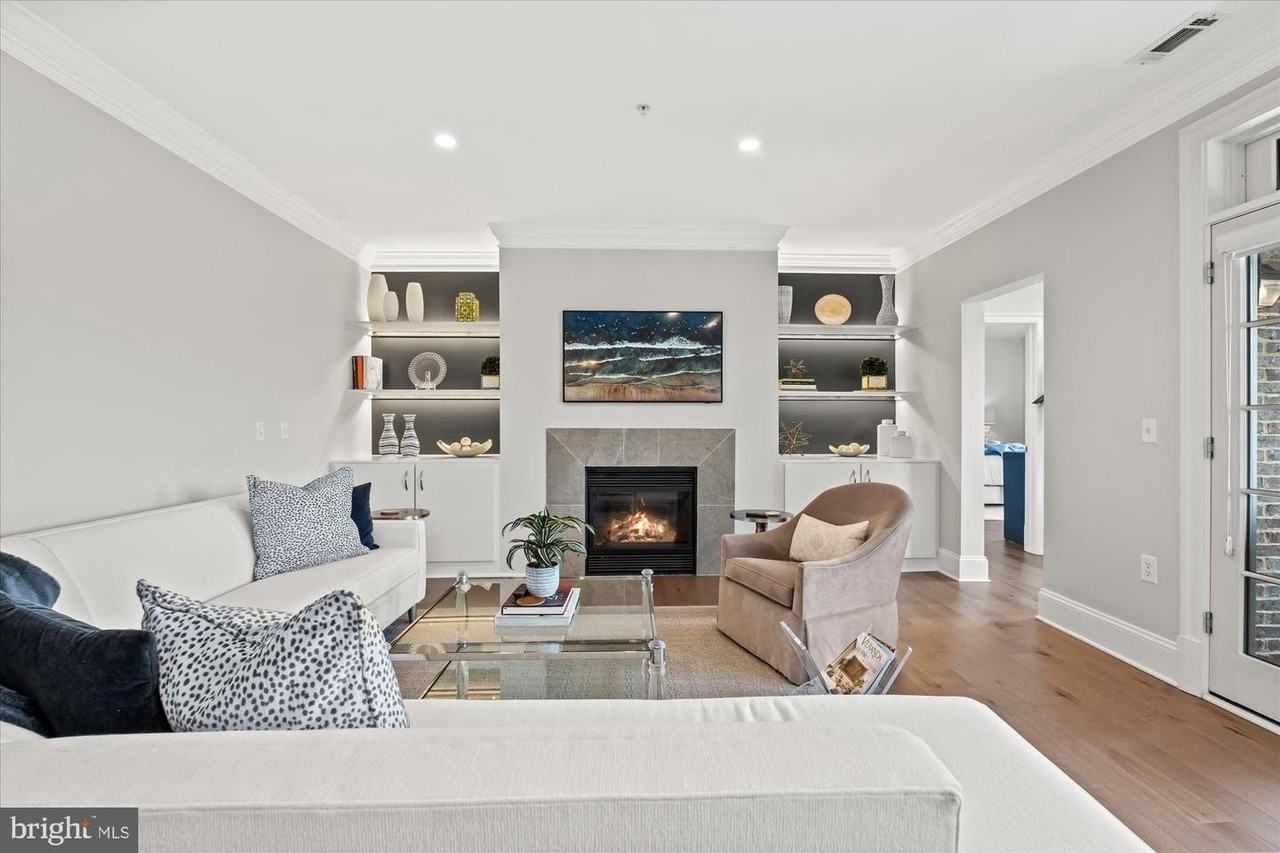 600 Second St - Photo 6 of 32