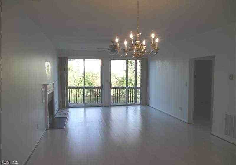 873 Gas Light Ln - Photo 4 of 14