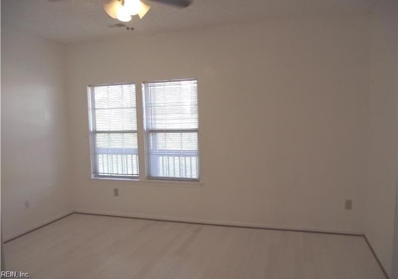 873 Gas Light Ln - Photo 6 of 14