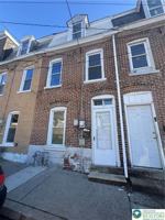 featured image of 517 1/2 Elliger St
