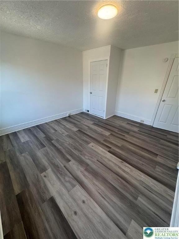 517 1/2 Elliger St - Photo 6 of 10