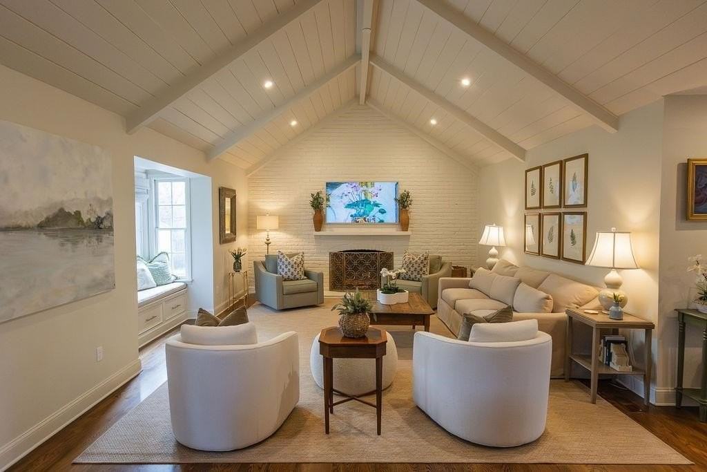 3719 S Woodland Dr - Photo 5 of 24