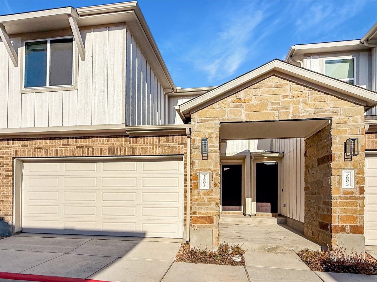 5603 Mobeetie Loop - Photo 2 of 22