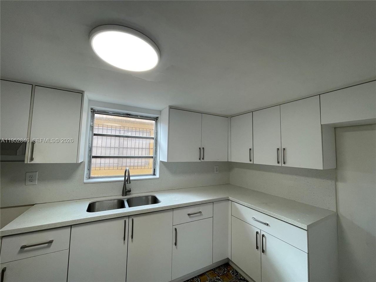 3500 E 6th Ave - Photo 5 of 18