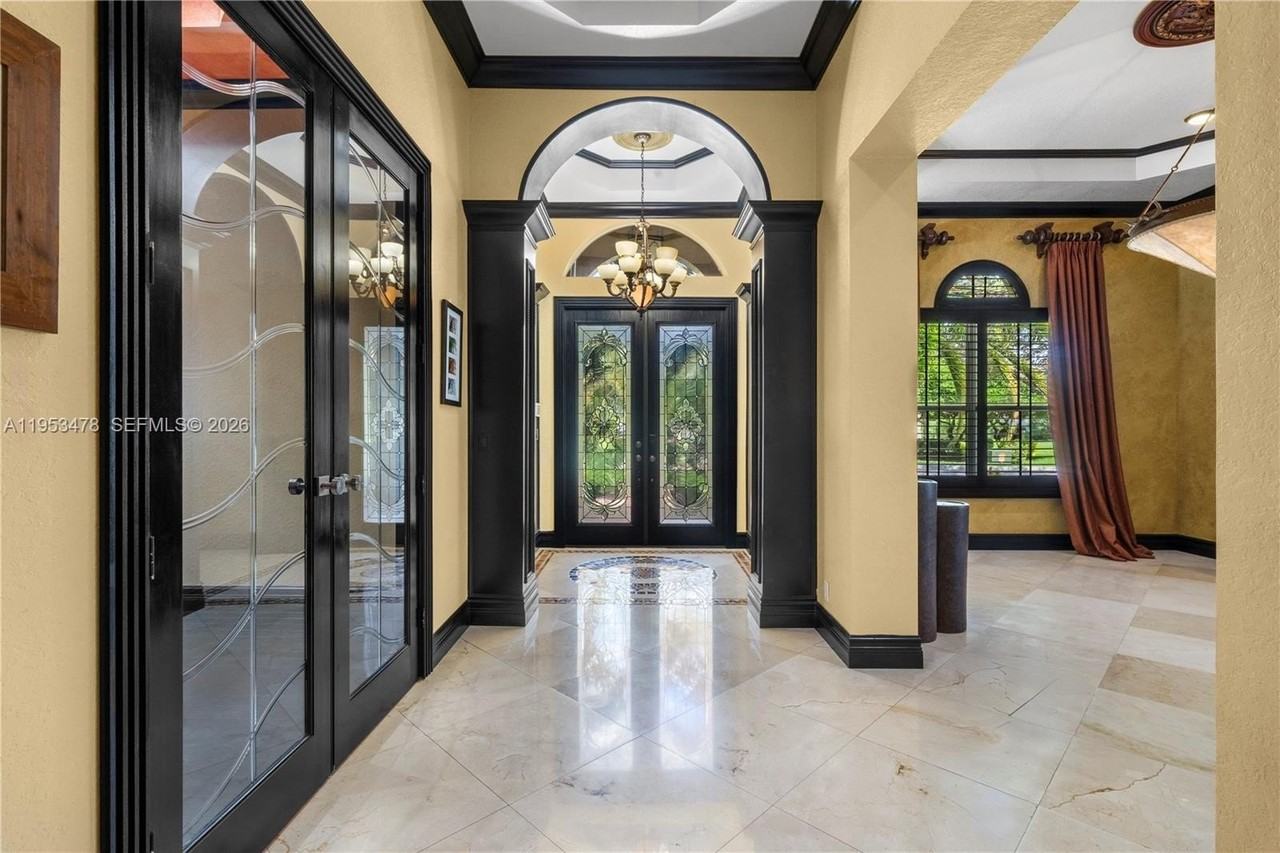 14130 Sw 33rd Ct - Photo 2 of 35