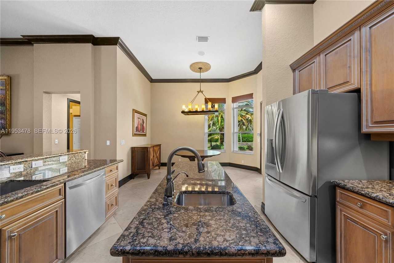 14130 Sw 33rd Ct - Photo 7 of 35