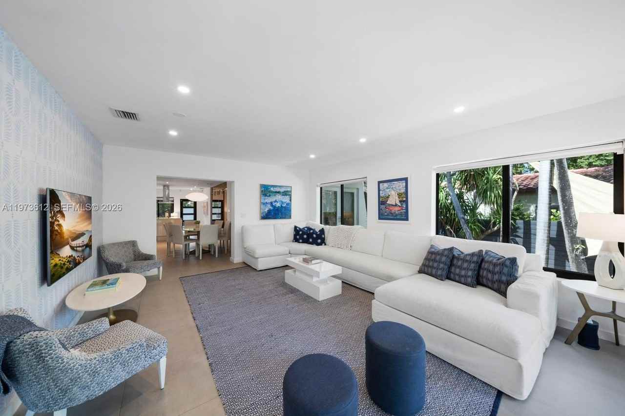 114 5th Di Lido Ter - Photo 5 of 28