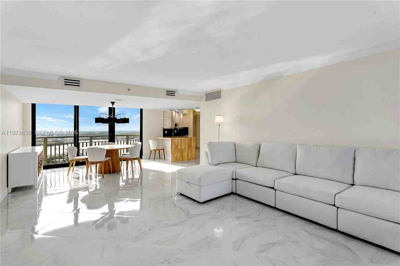 3000 N Ocean Dr #41F - Photo 3 of 33