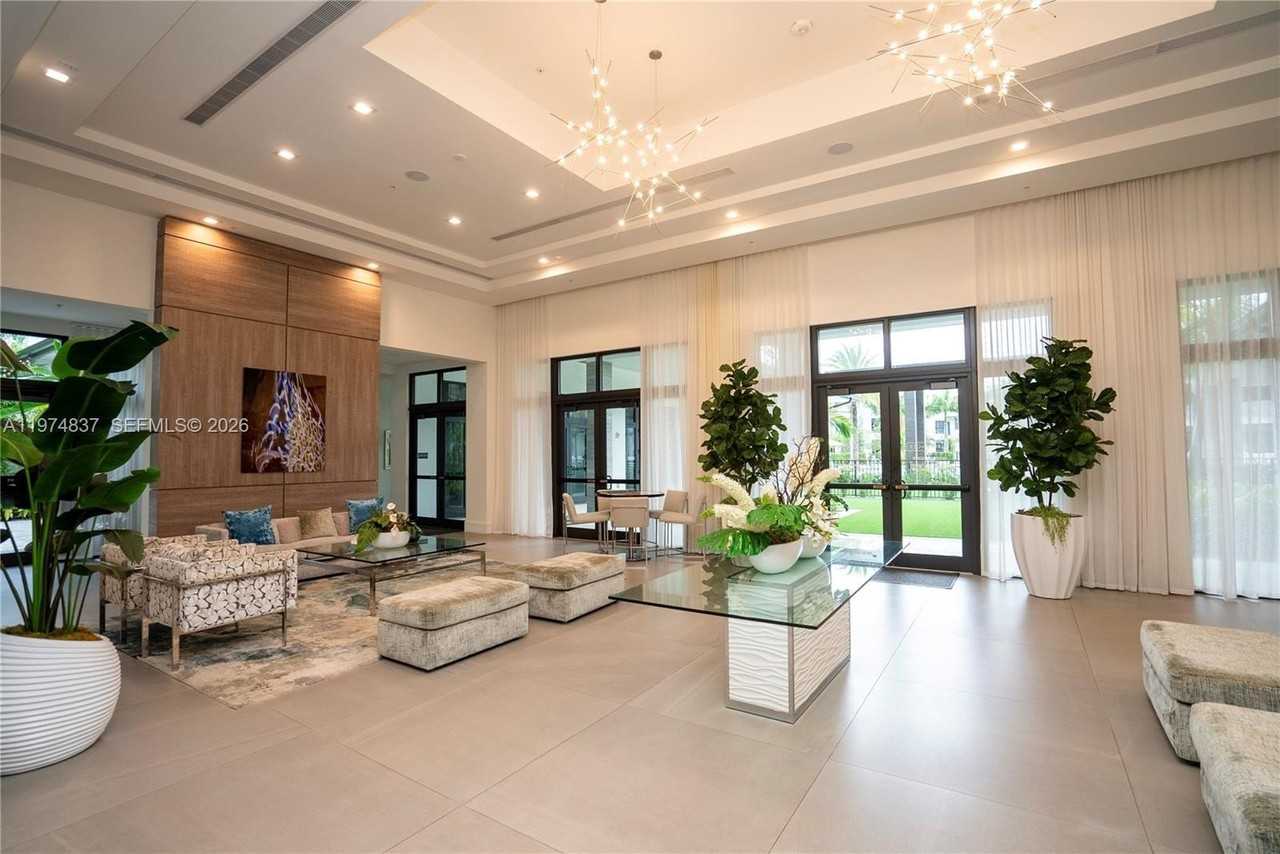 4700 Nw 84th Ave #16 - Photo 2 of 11