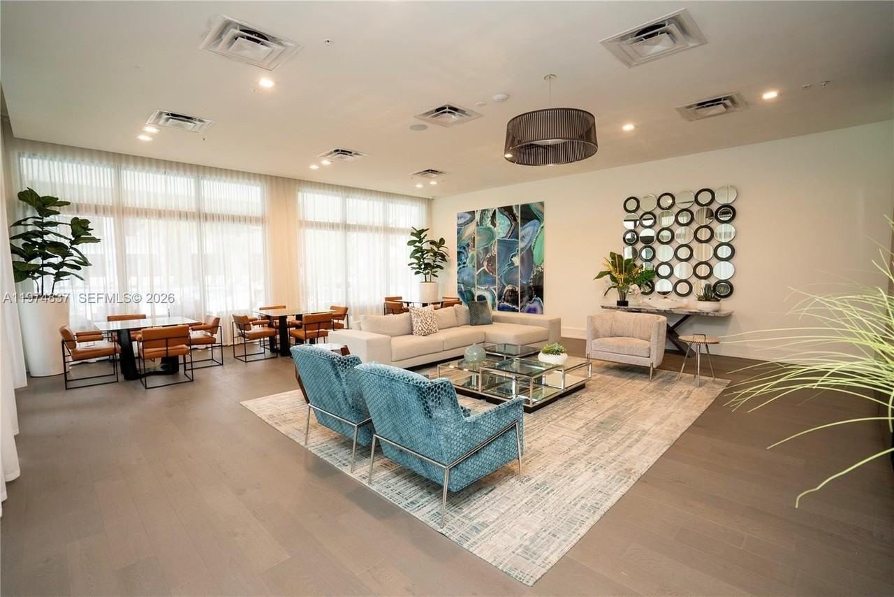 4700 Nw 84th Ave #16 - Photo 5 of 11