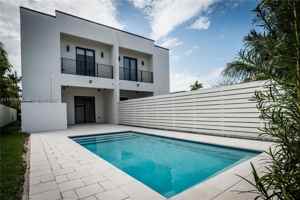 featured image of 3107 Sw 26th St #3107