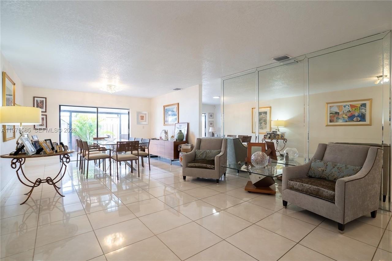 1457 Sw 136th Pl - Photo 4 of 25