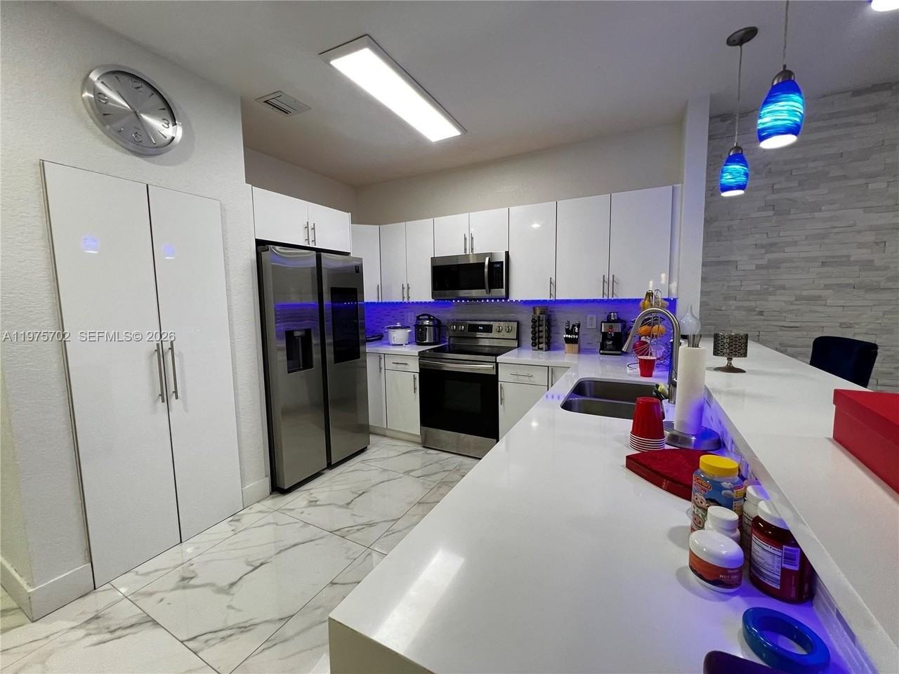 748 Ne 34th Ave #748 - Photo 5 of 23