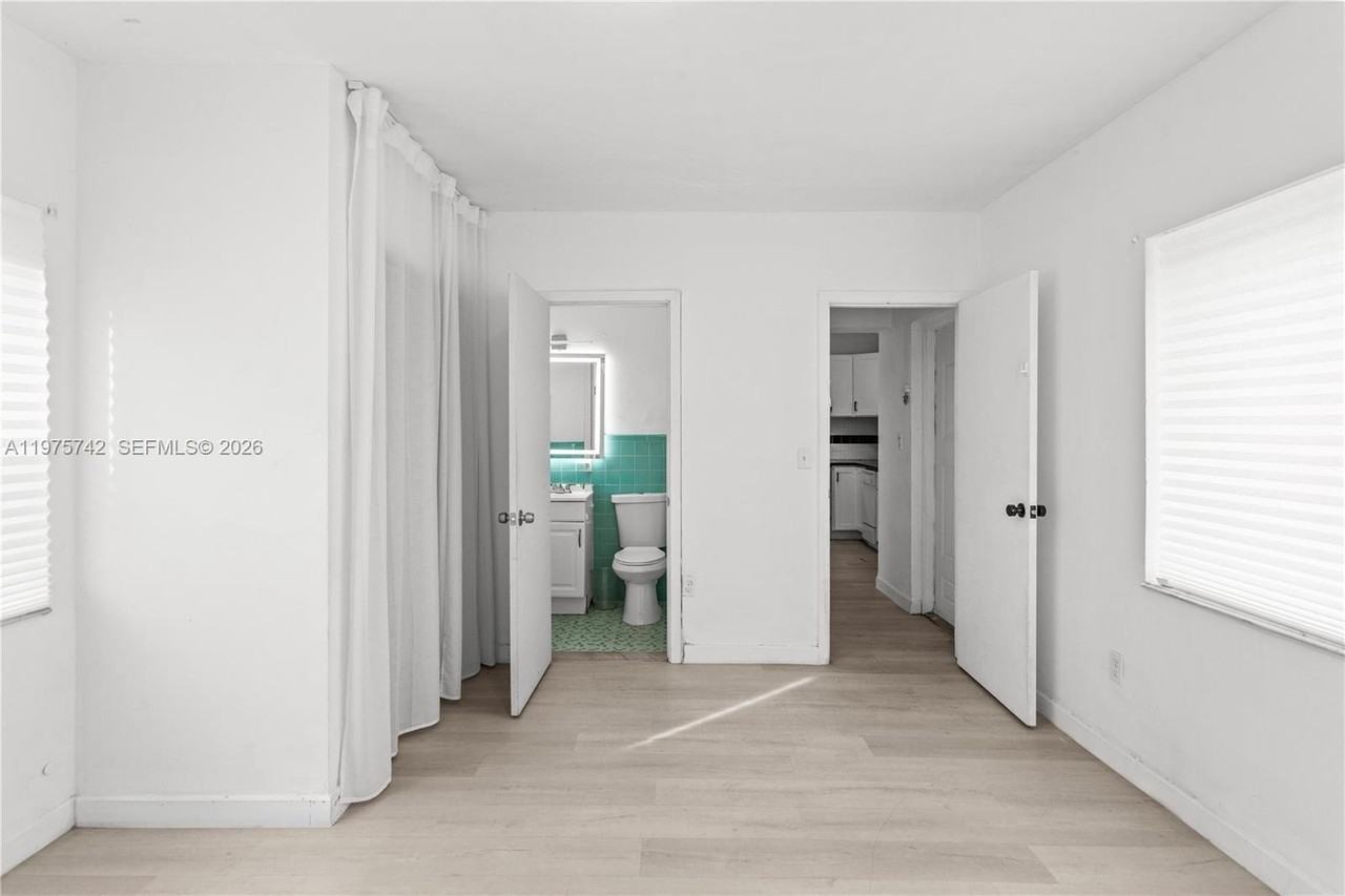 400 Nw 47th St - Photo 7 of 10