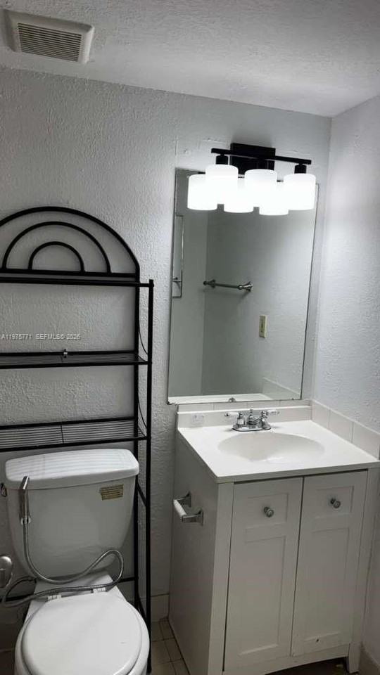 7020 Nw 179th St #109 - Photo 4 of 6