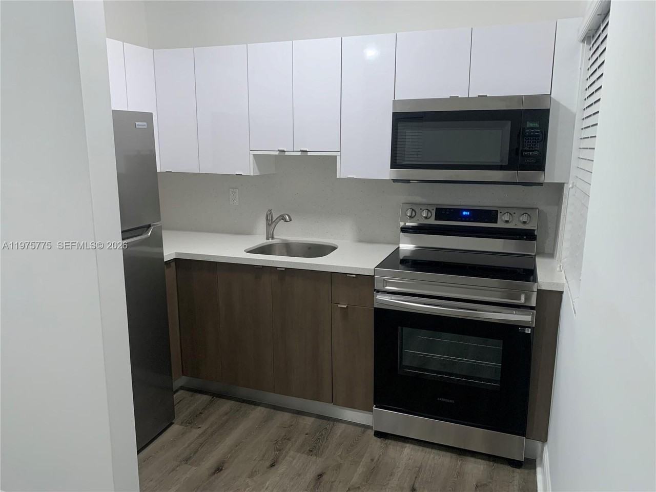 1218 Salzedo St #5 - Photo 3 of 10