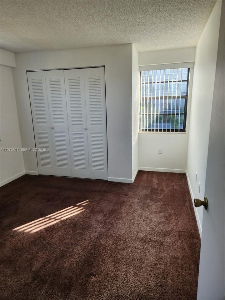 777 Sw 9th Ave #301 - Photo 5 of 14