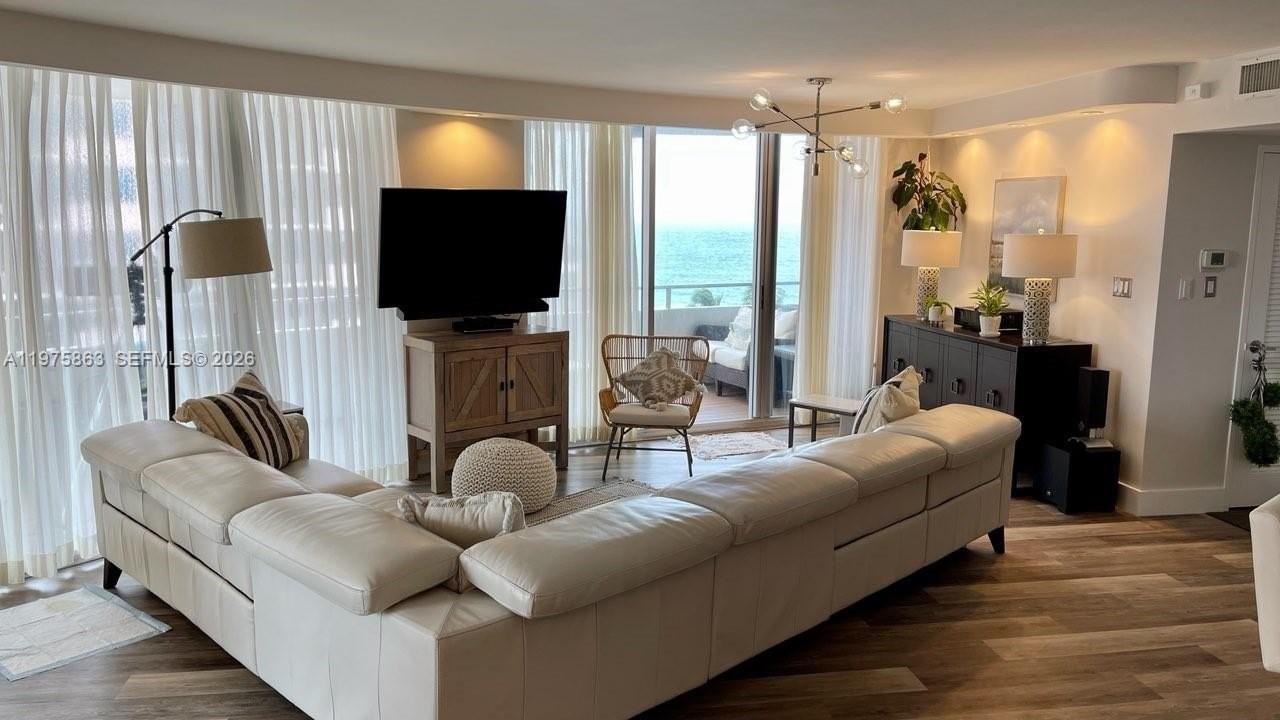 5161 Collins Ave #1012 - Photo 3 of 50