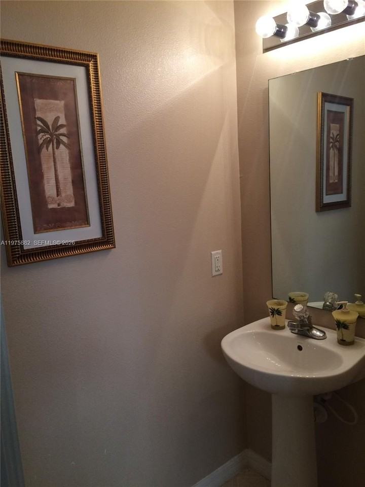 2669 Mayaguana St #2669 - Photo 7 of 29