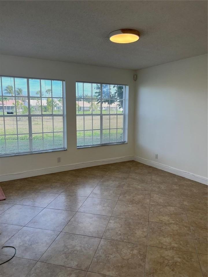 6292 La Costa Dr #C - Photo 4 of 17